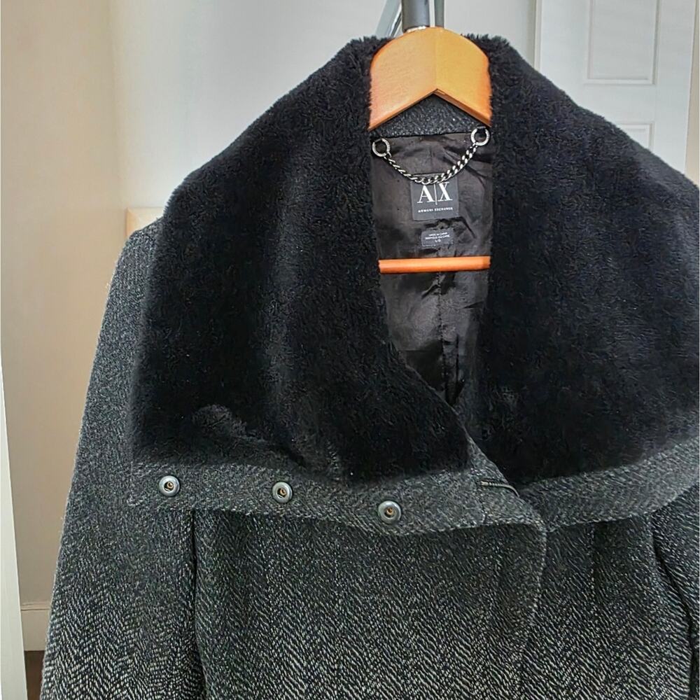 Armani Exchange Ombre Wool Black Jacket Coat Faux Fur Size L - Picture 5 of 7